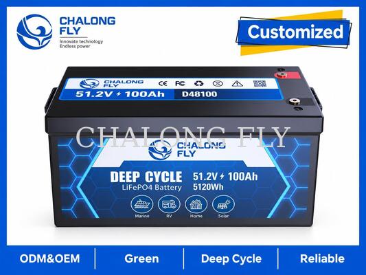 51.2V 100Ah LiFePO4 Batterie de moteur de traîneau avec 5,12 kWh d'énergie, surveillance Bluetooth et sortie continue de 100A
